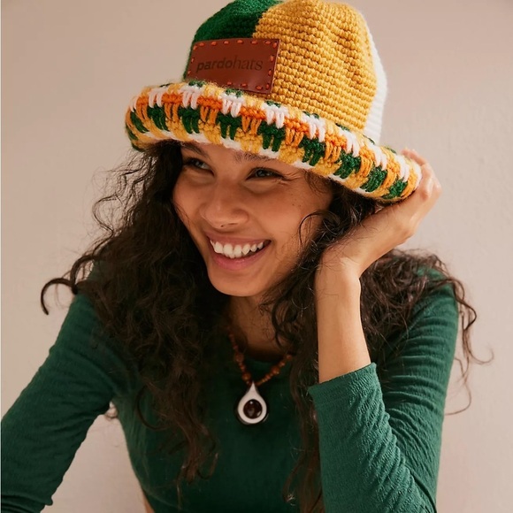 NWT Samuel Roll Cuff Knit Hat main image 4